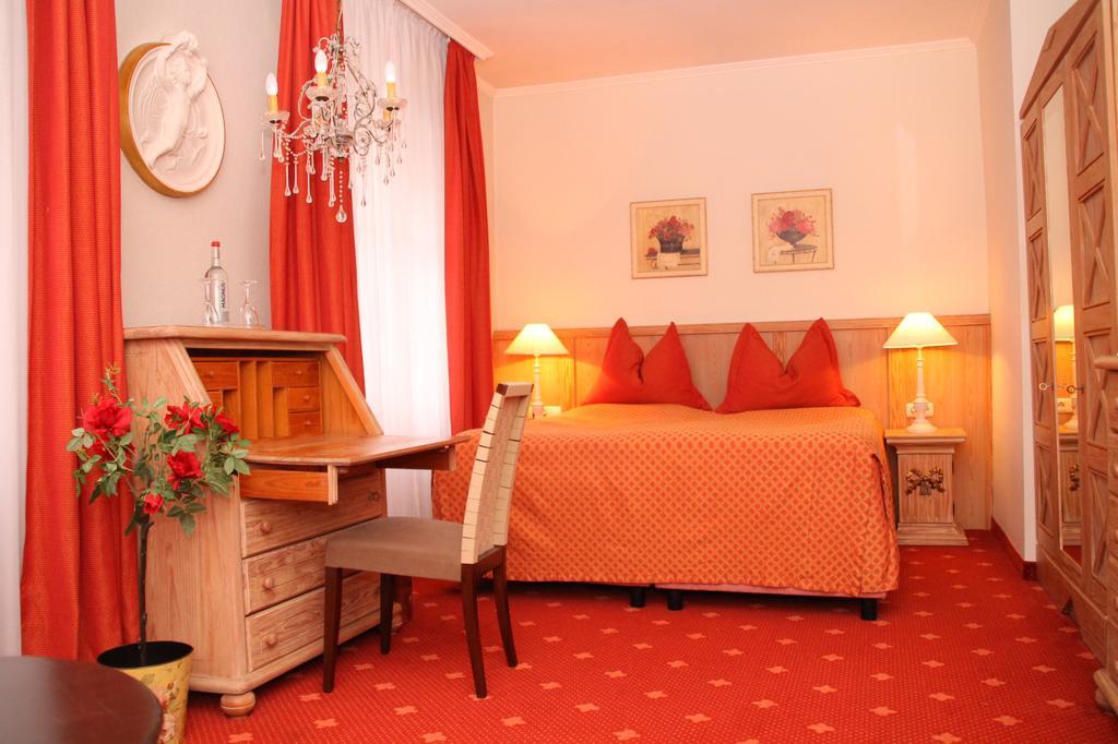 Romantik Im Hotel Villa Roehl 티멘도르프스트랜드 객실 사진