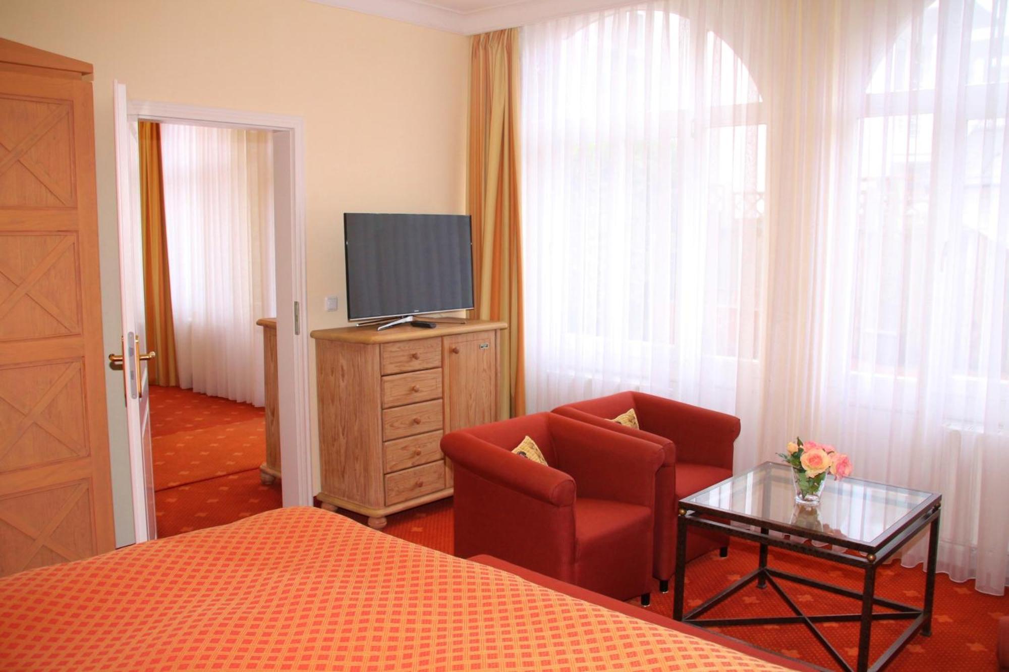 Romantik Im Hotel Villa Roehl 티멘도르프스트랜드 객실 사진